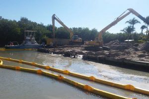 Long Reach Marina, Florida Marine Construction performing marina demolition.